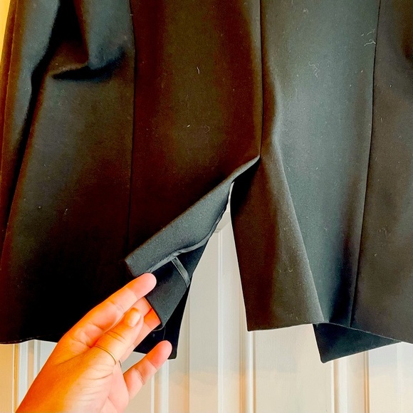 🐝Central Park West, size S, Button close, silver accented zip pockets, New like - Picture 9 of 9